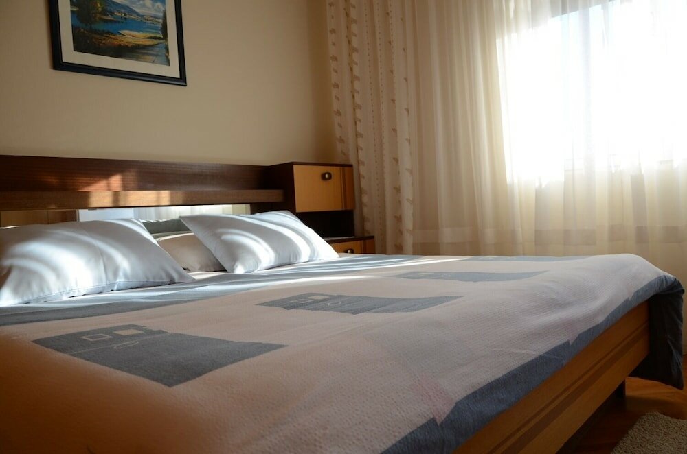 Фото Miljenko - 150 m From Beach - A2