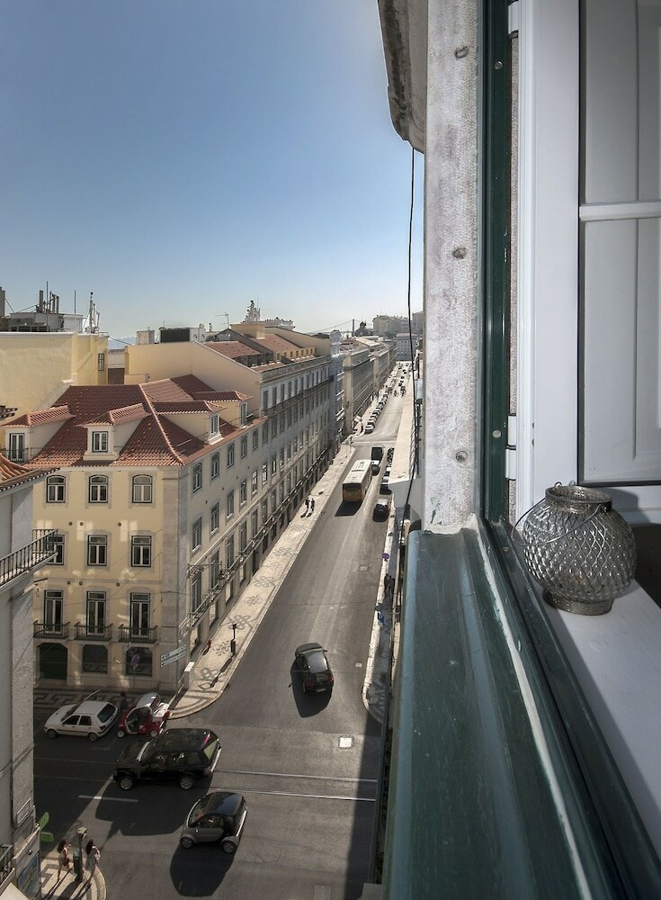 Фото Olivier Premium Apartments - Downtown