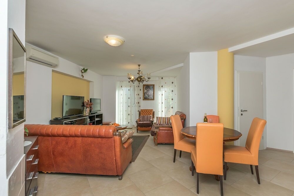 Фото Apartments Excelsior