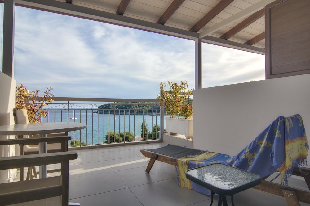 Фото Valtos Beach Hotel