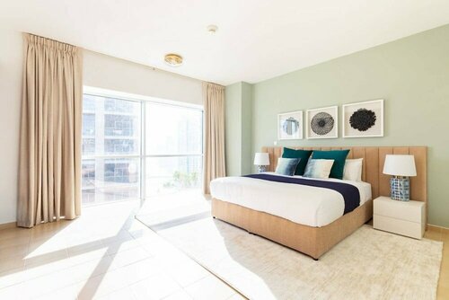 Апартаменты Visually Stunning 2br in Dubai Marina - Sleeps 5! в Дубае