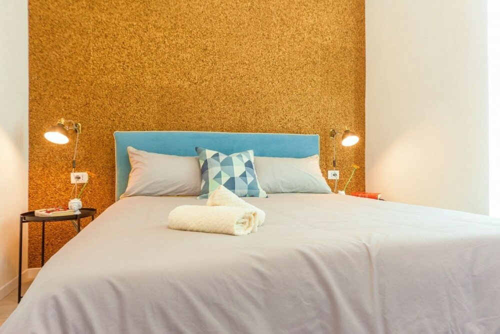 Фото Charm Of Ortigia Central Flat