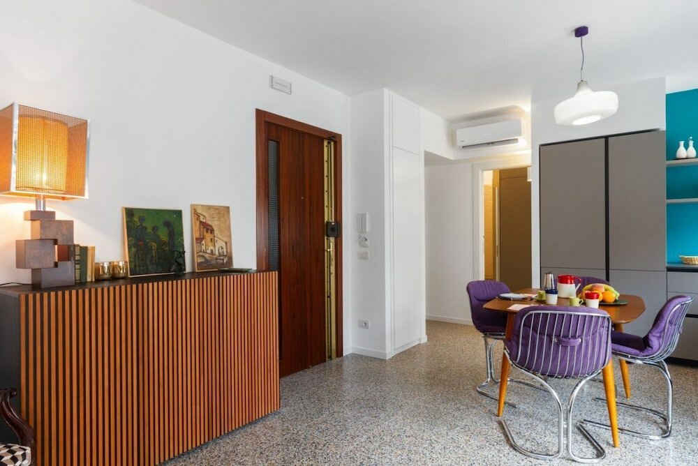 Фото Inner City Apartments