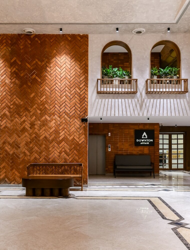 Фото Downton Hotel