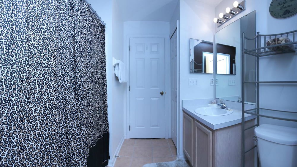 Фото 929 - Pool Home, Lake Berkley Resort