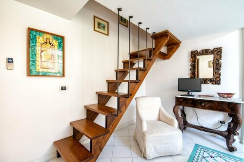 Апартаменты Upscale Central Amalfi Apartment In 19th-century Building