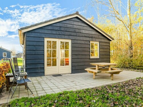 Гостиница Tranquil Holiday Home in Lage Zwaluwe With Terrace