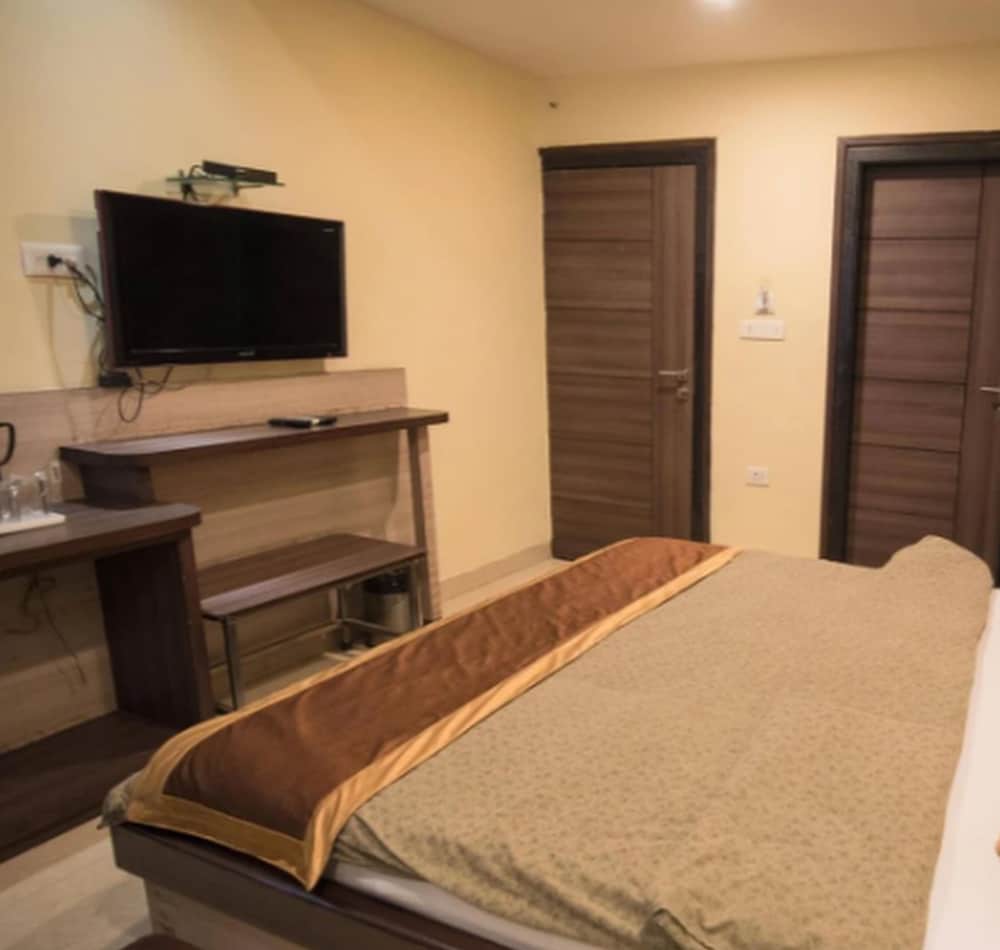 Фото Hotel Brij Palace