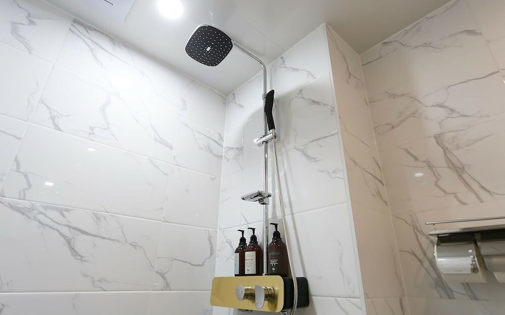 Фото Changwon Boutique Hotel Gung