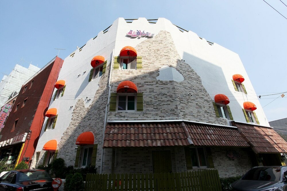 Фото отеля 1