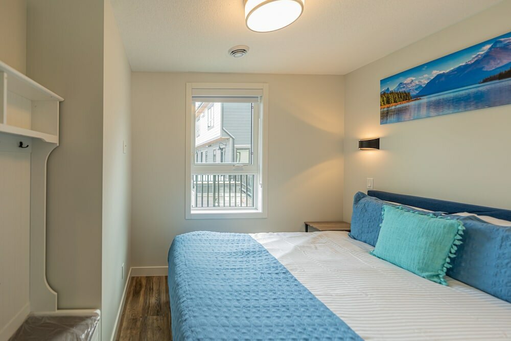 Фото 2 Bedroom Suite for Larger Group