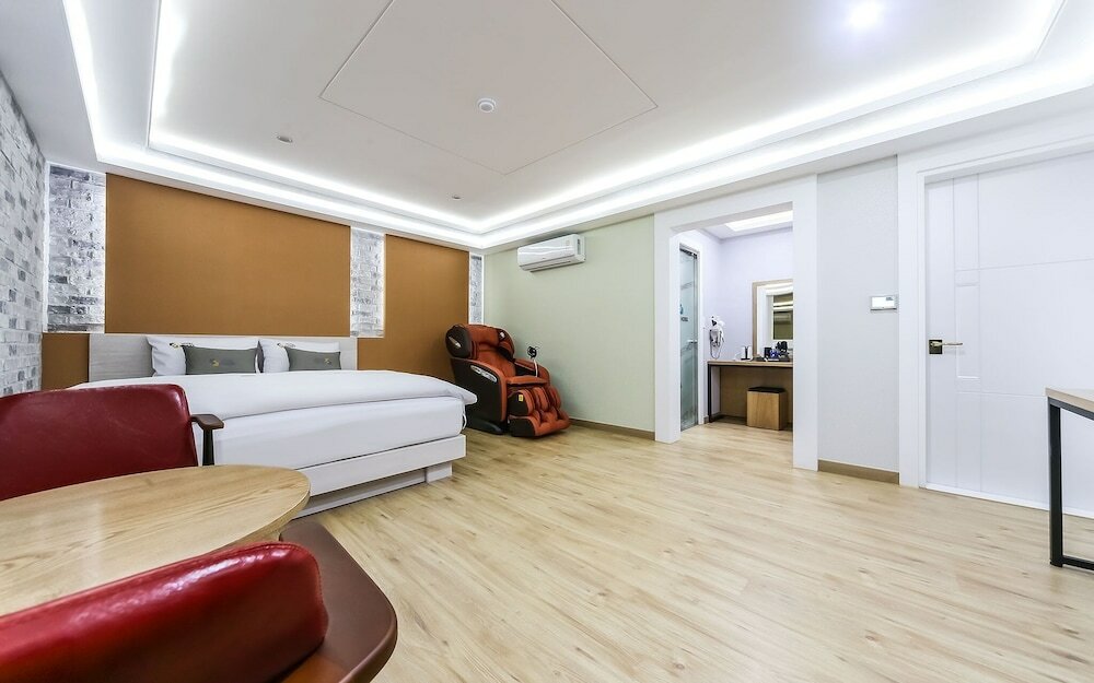 Фото Daegu Dongdaegu Station Sweet Hotel