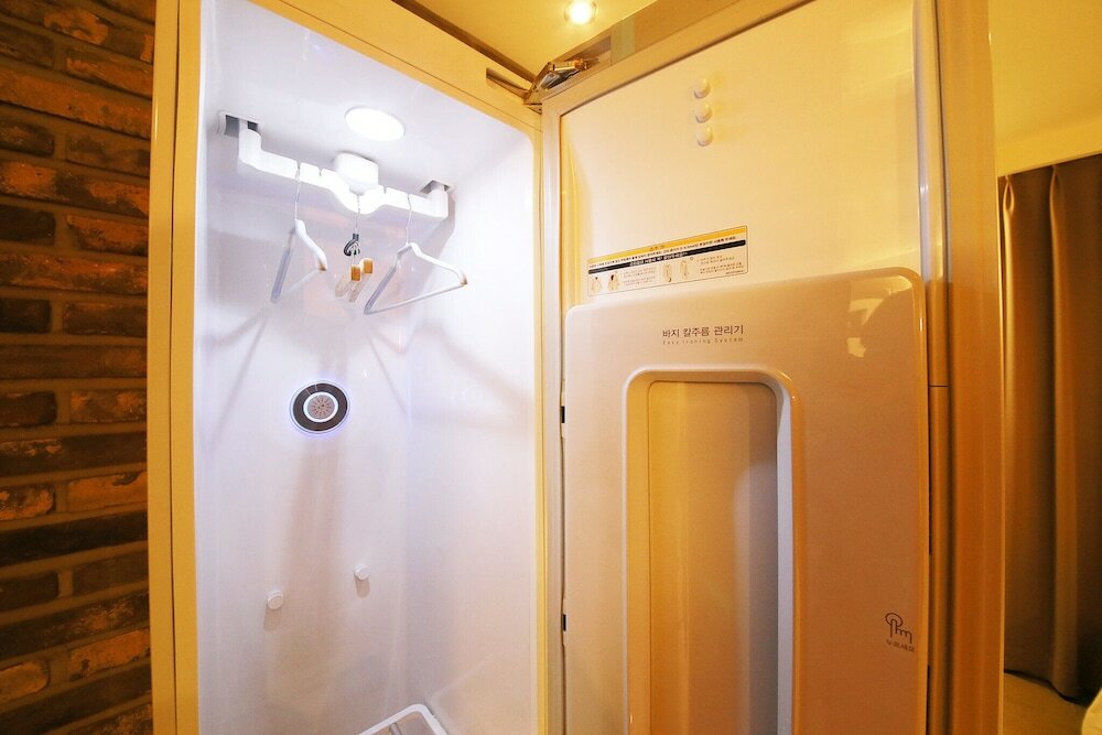 Фото Suwon City Hall Stn Soseol Smith Hotel