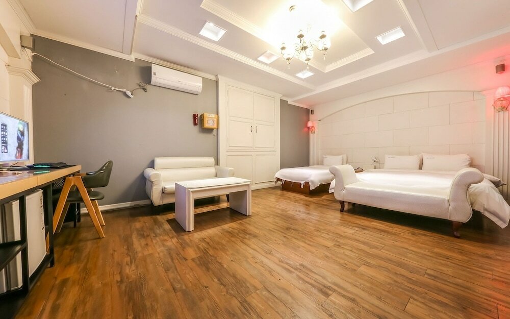 Фото Daejeon Yongjeon Richtel