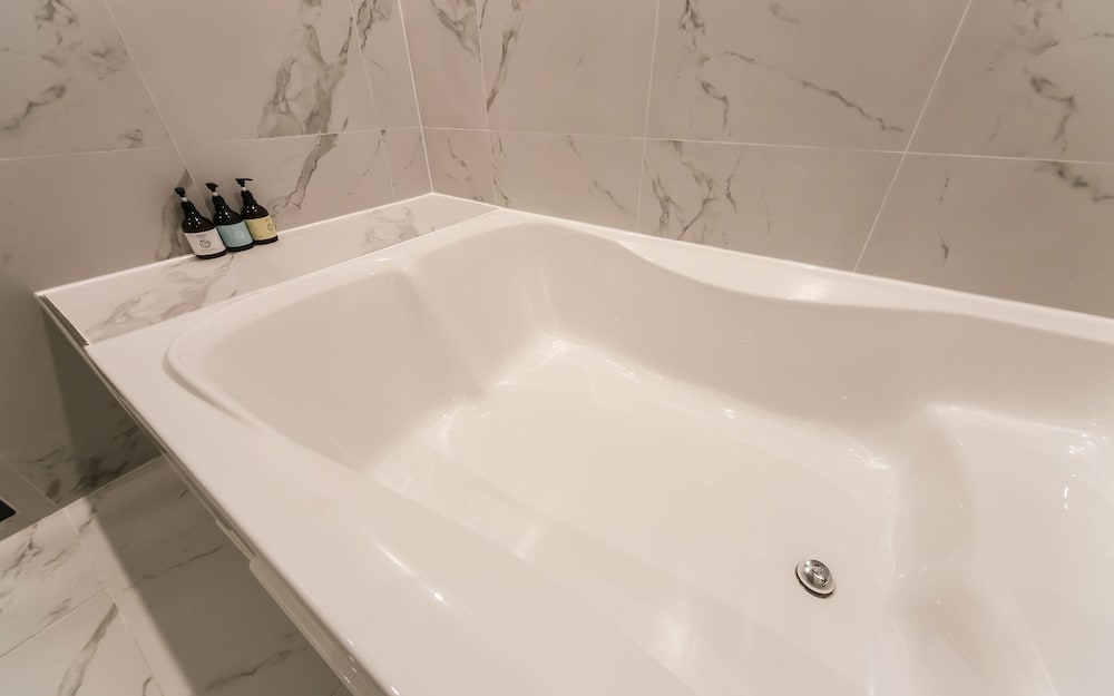 Фото Changwon Jinhae Yongwon Hotel The K