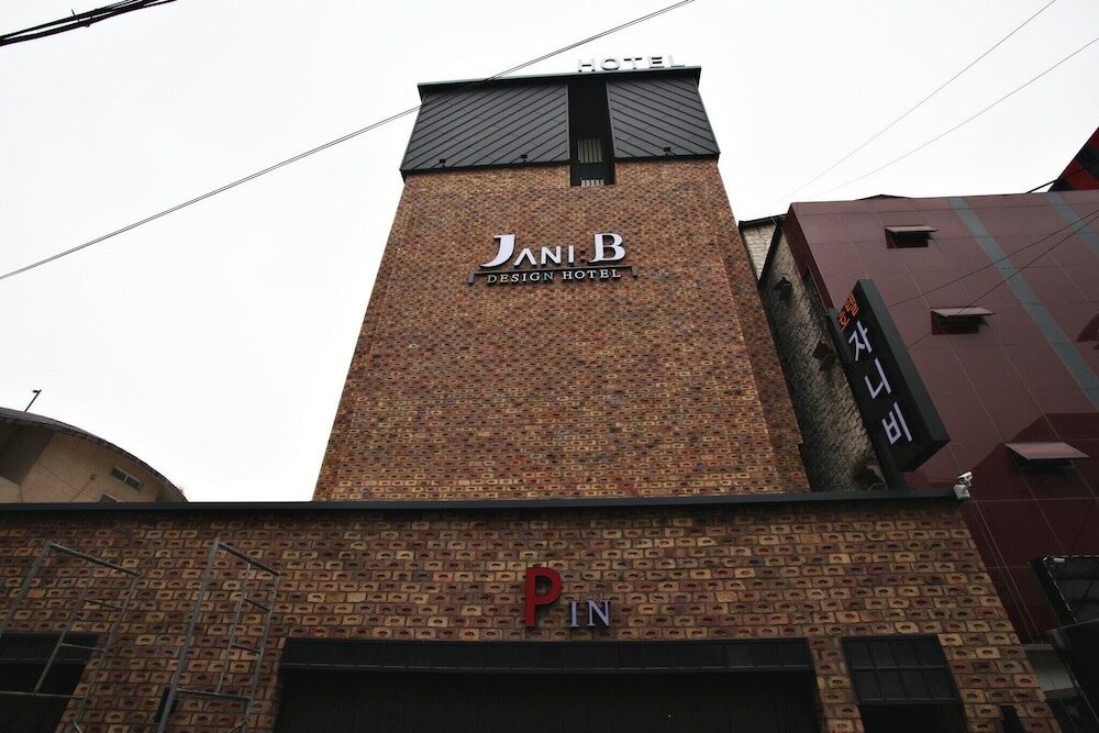 Фото Suwon Jani B