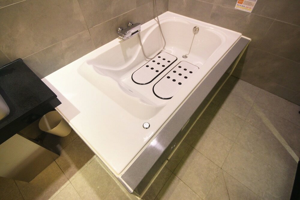 Фото Changwon Masan Ive Hotel