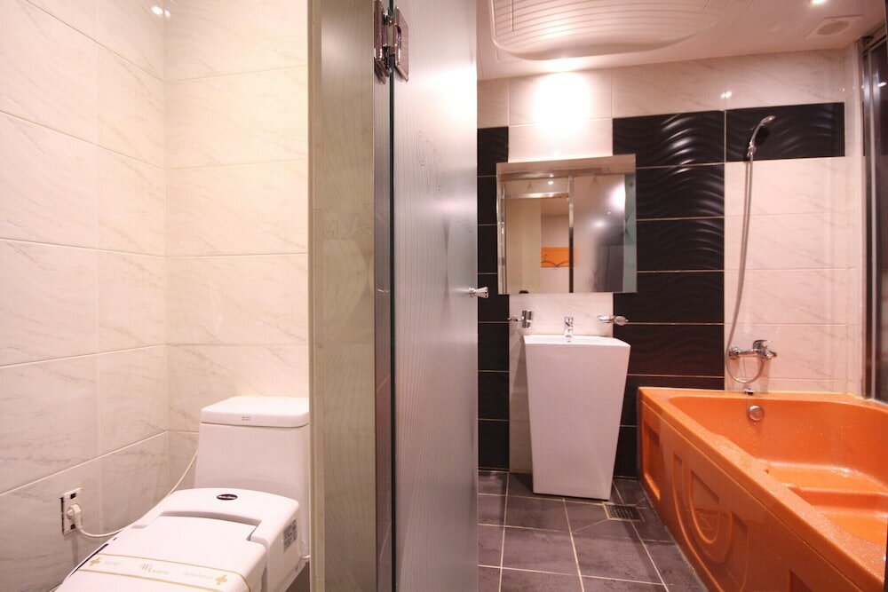 Фото Changwon Masan Hapseongdong Wa