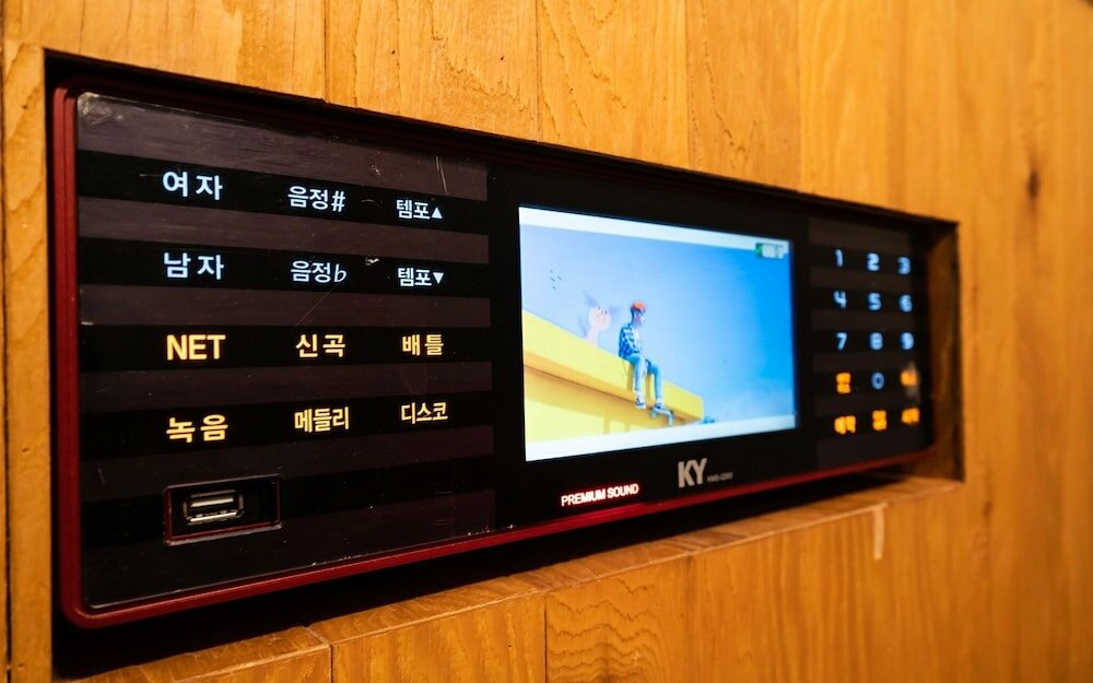 Фото Suwon City Hall Stn Soseol Smith Hotel