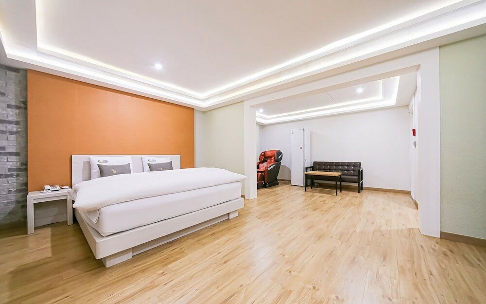 Фото Daegu Dongdaegu Station Sweet Hotel