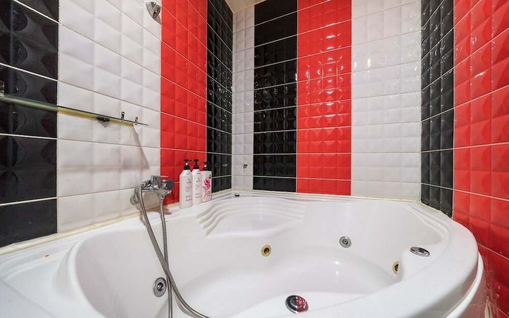 Фото Suwon Station 25h