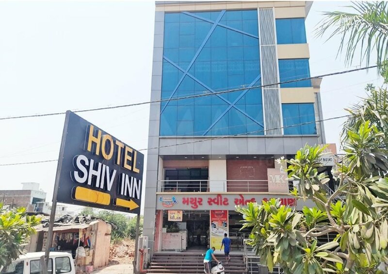 Гостиница Hotel Shiv Inn в Вадодаре