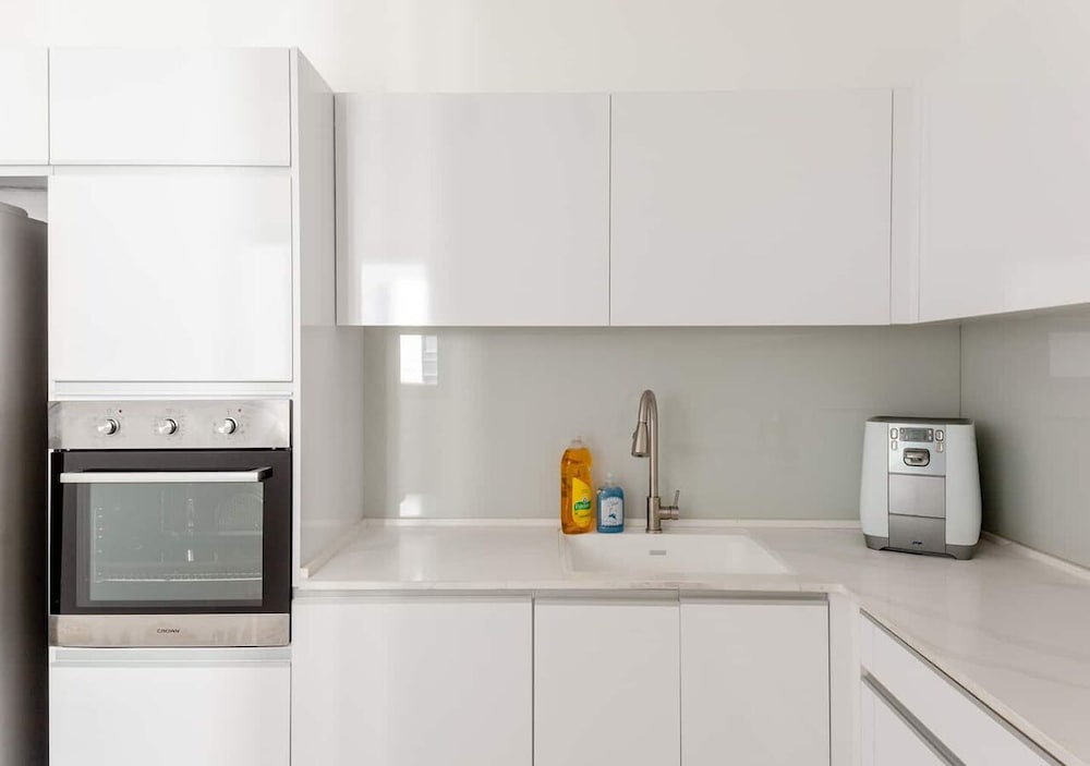 Фото Luxury Apartment Best Location Beach View