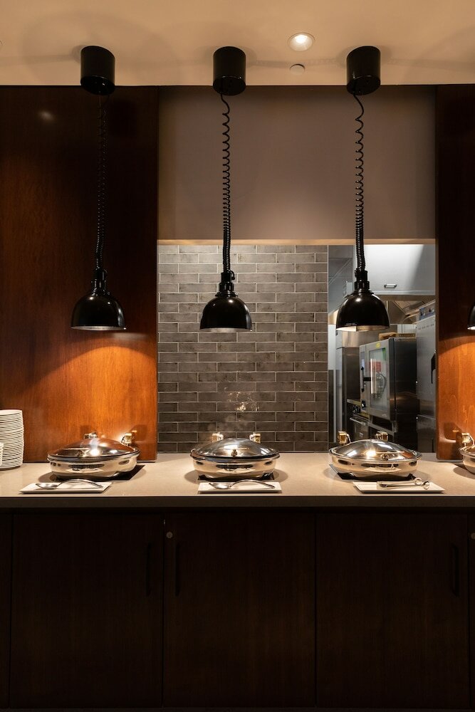 Фото Hilton Garden Inn Austin University Capitol District