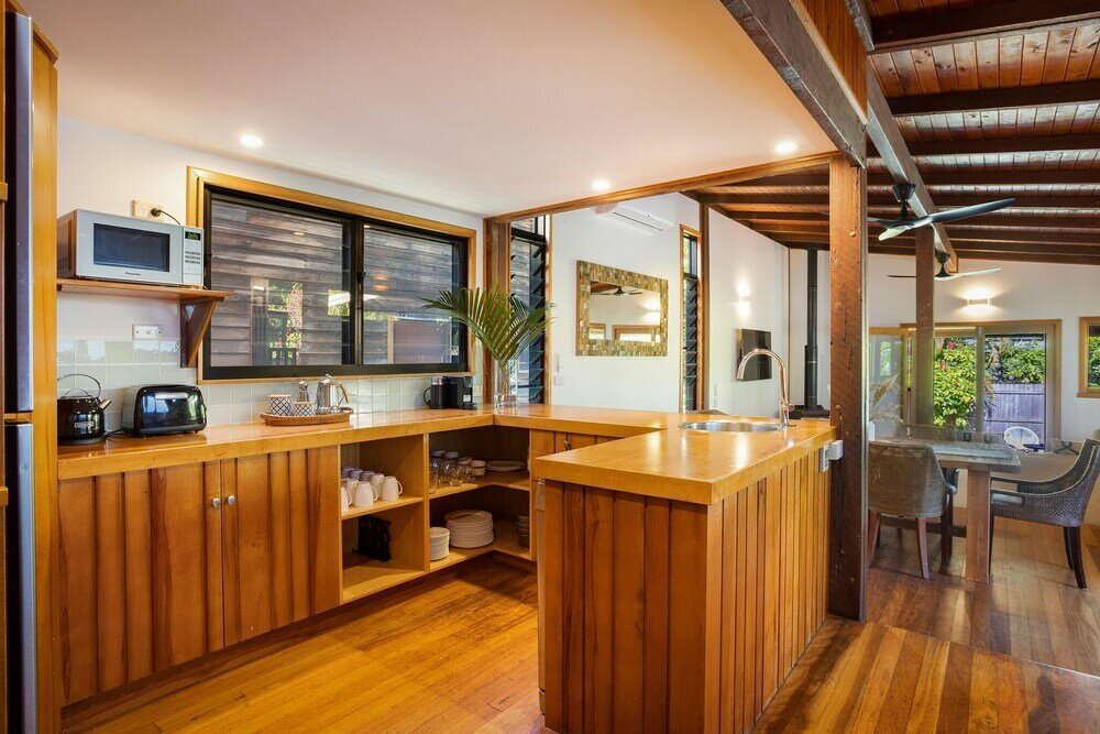 Фото Your Luxury Escape - Coco Beach House