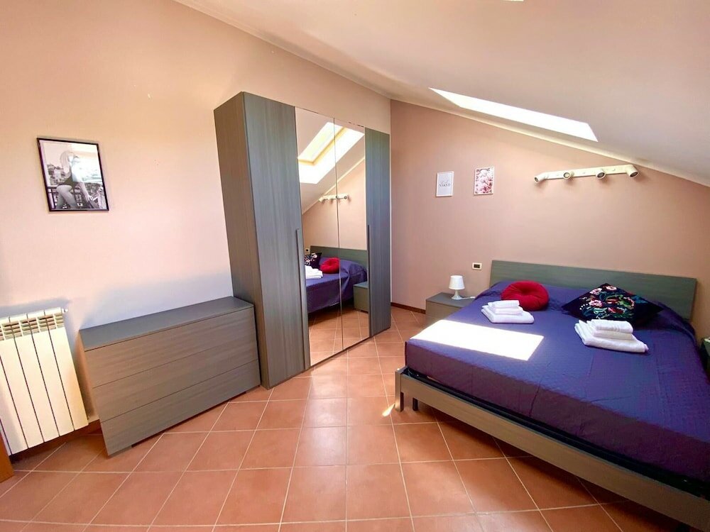 Фото Hh Serravalle