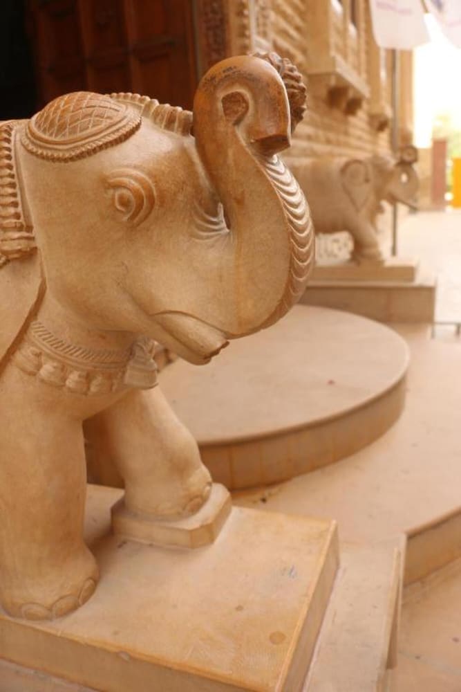 Фото The Elite Castle