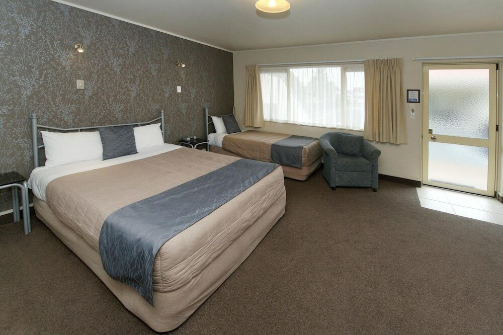 Фото Geneva Motor Lodge