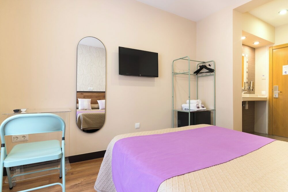 Фото Hostal Art Madrid