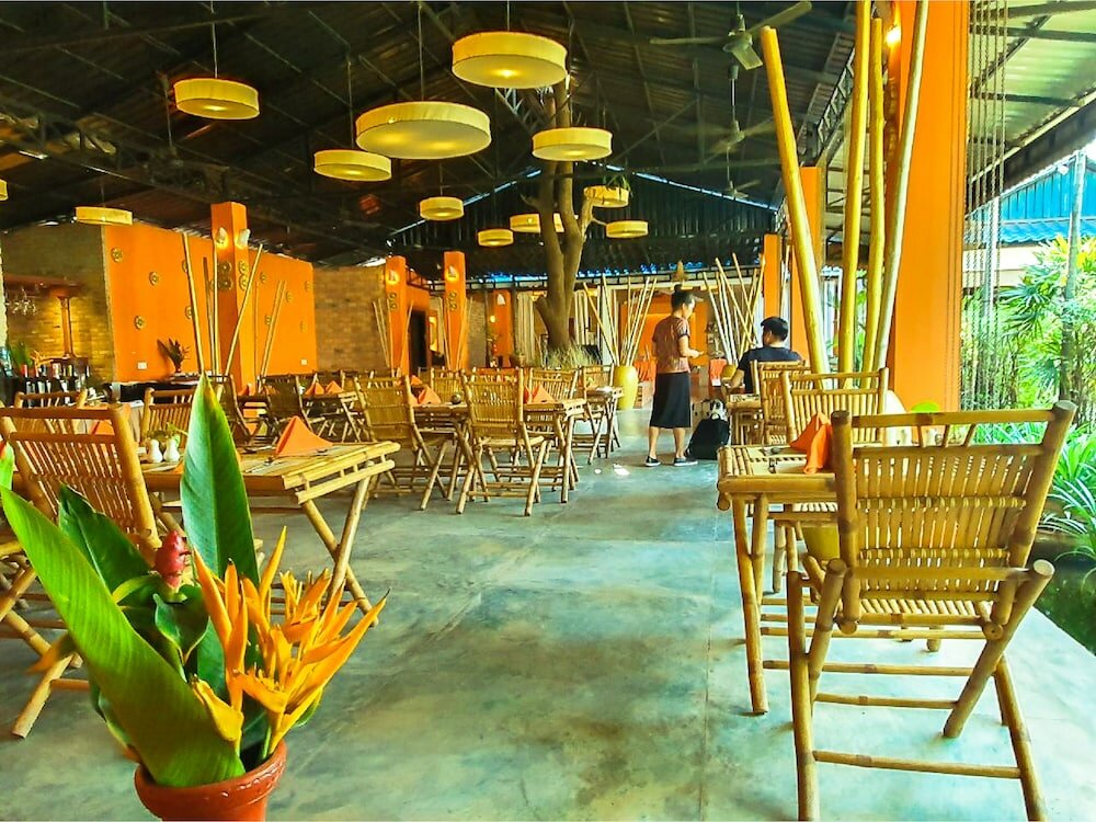 Фото Central Privilege Hotel