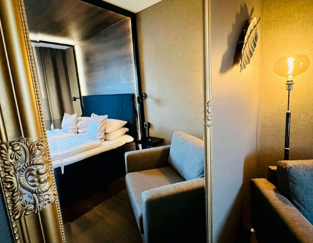 Фото 38298281770