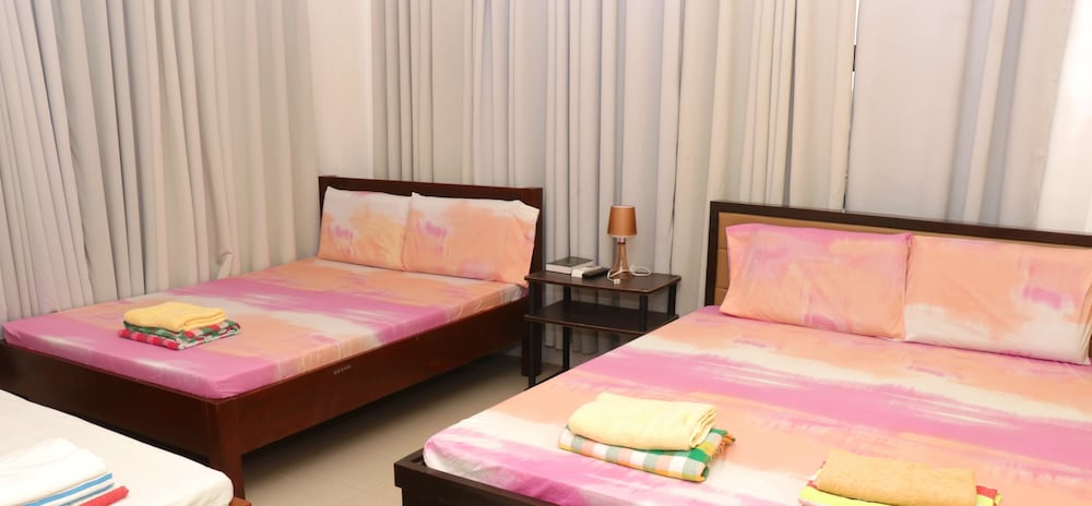 Фото Collado Hotel