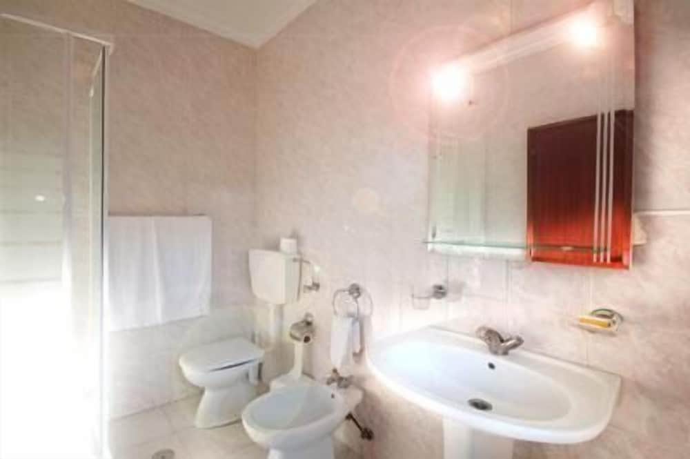 Фото Residencial Ferrinho