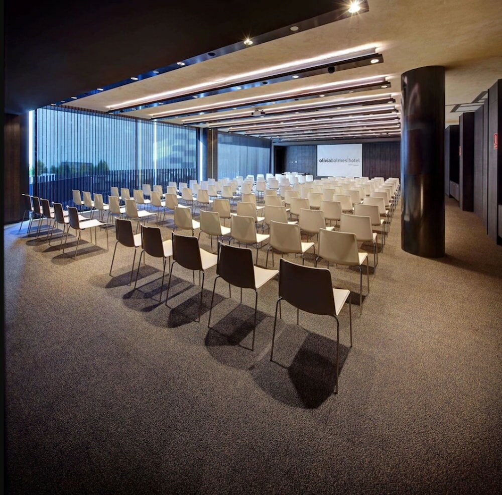 Фото Olivia Balmes Hotel