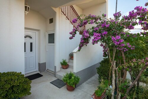 Гостиница A1 - apt Near Beach With Patio, Parking and Grill