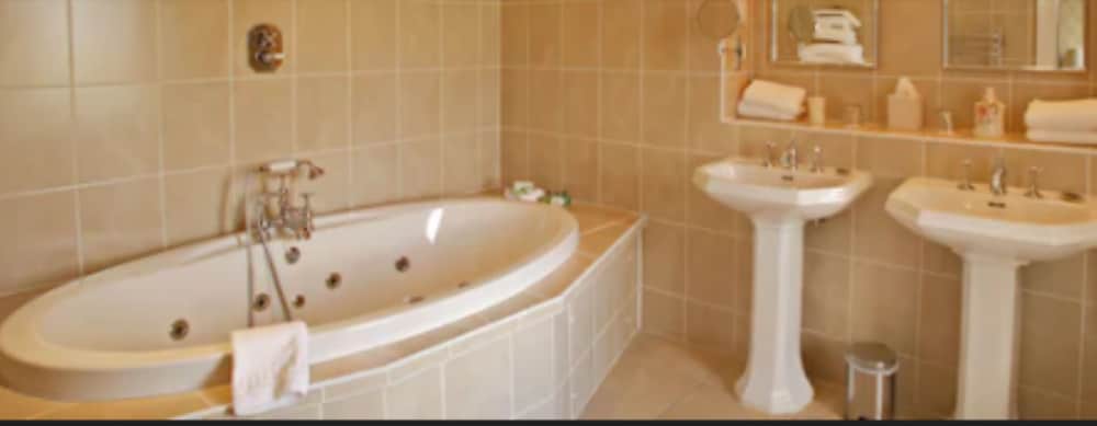 Фото Culloden House Hotel