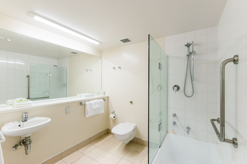 Фото Scenic Hotel Southern Cross