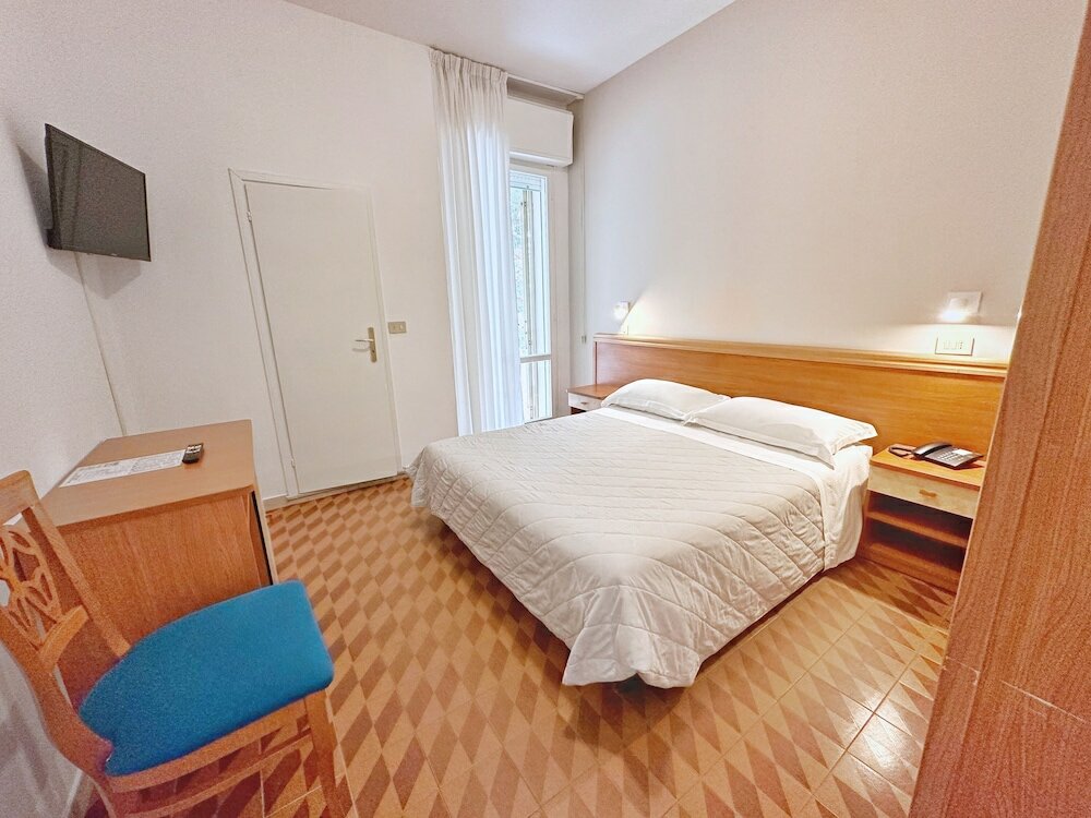 Фото Aura Living Hotel