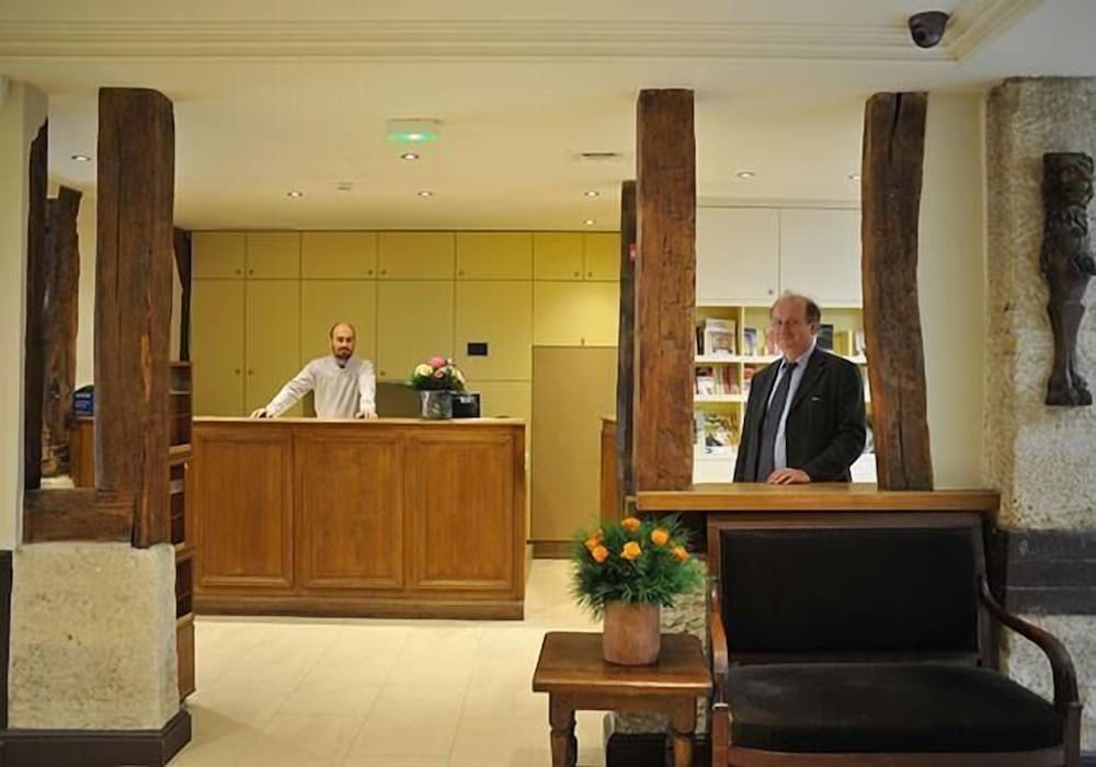 Фото Hotel De L'Universite