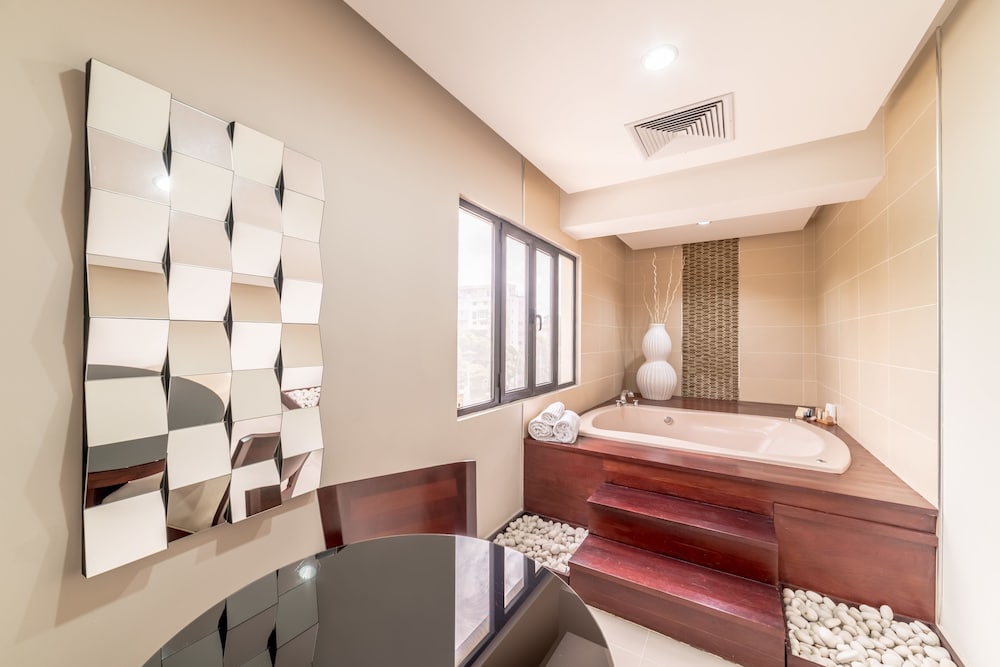 Фото Hodelpa Gran Almirante Hotel & Casino