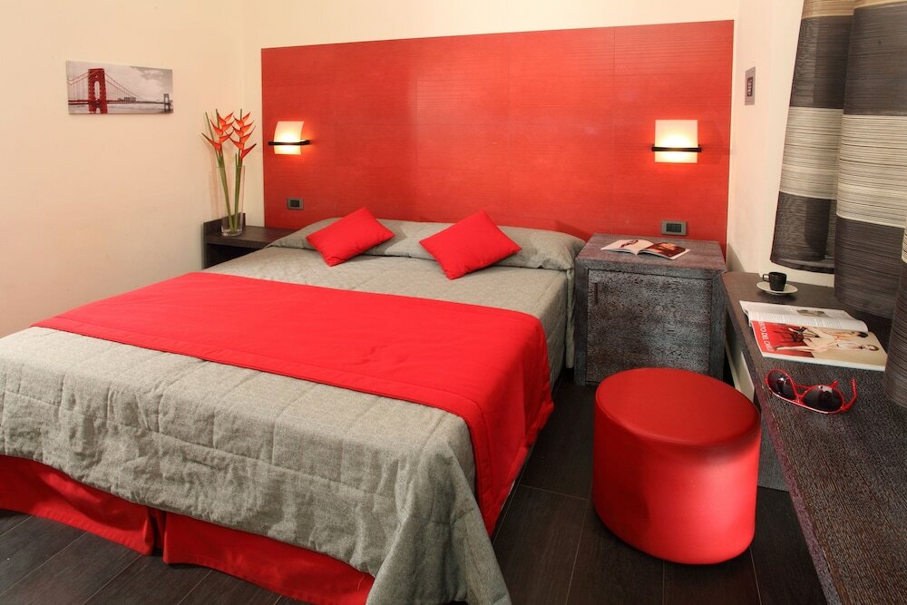 Фото Tridente Suites