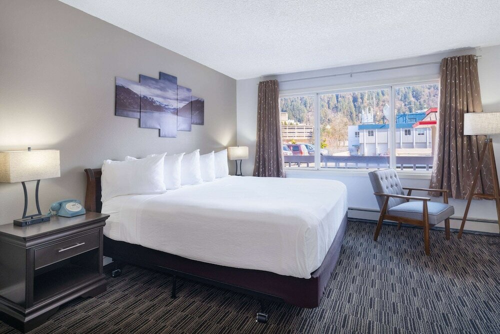 Фото Ramada by Wyndham Juneau