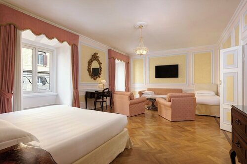 Гостиница Hotel Quirinale в Риме