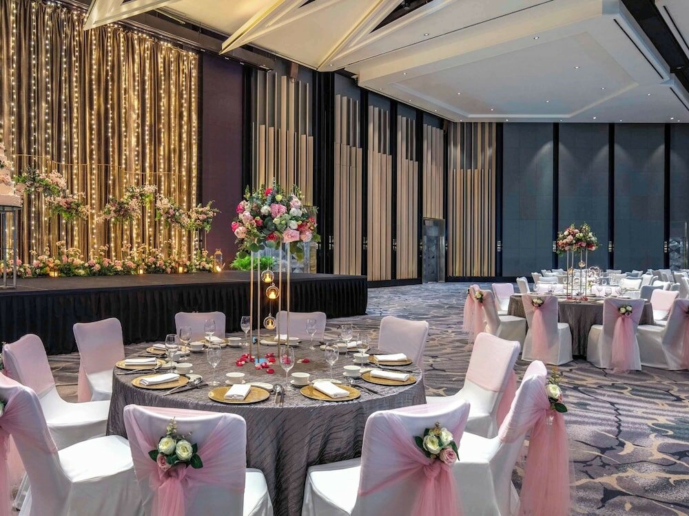 Фото Swissotel The Stamford, Singapore