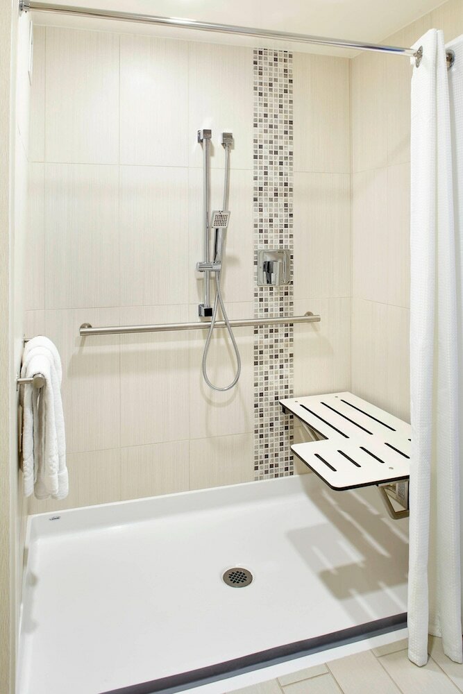 Фото Raleigh Marriott Crabtree Valley