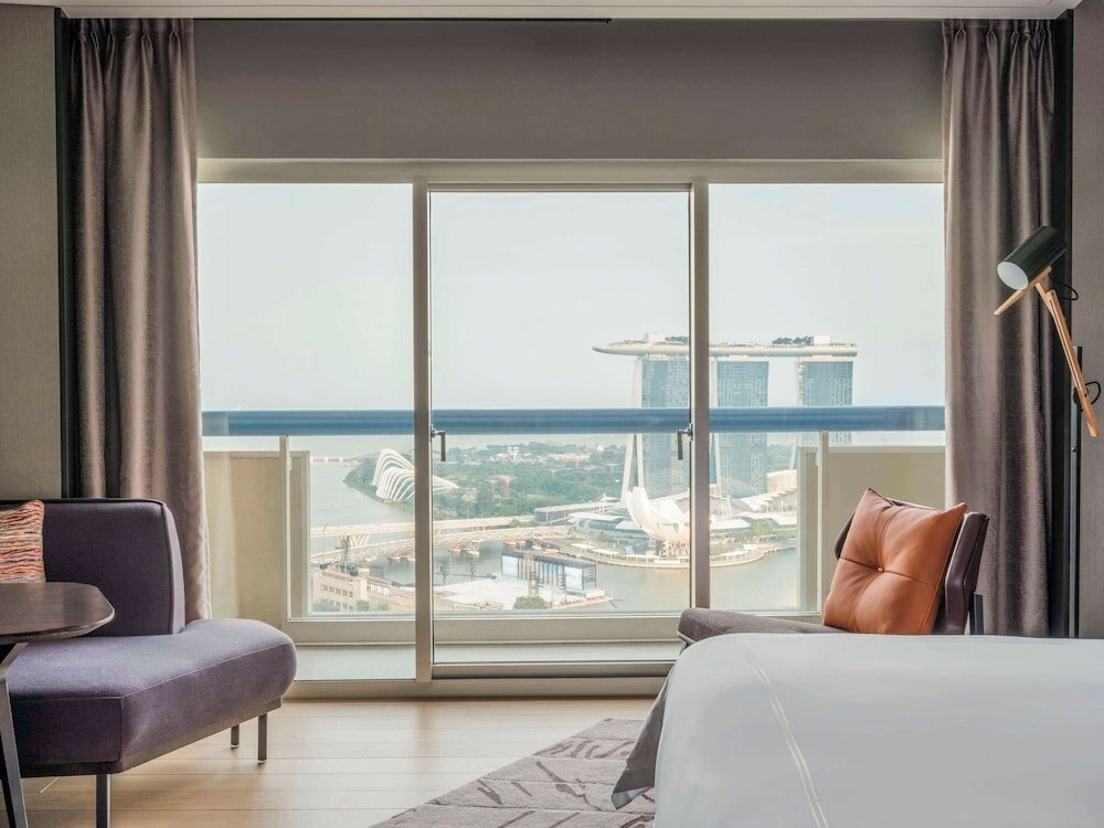 Фото Swissotel The Stamford, Singapore